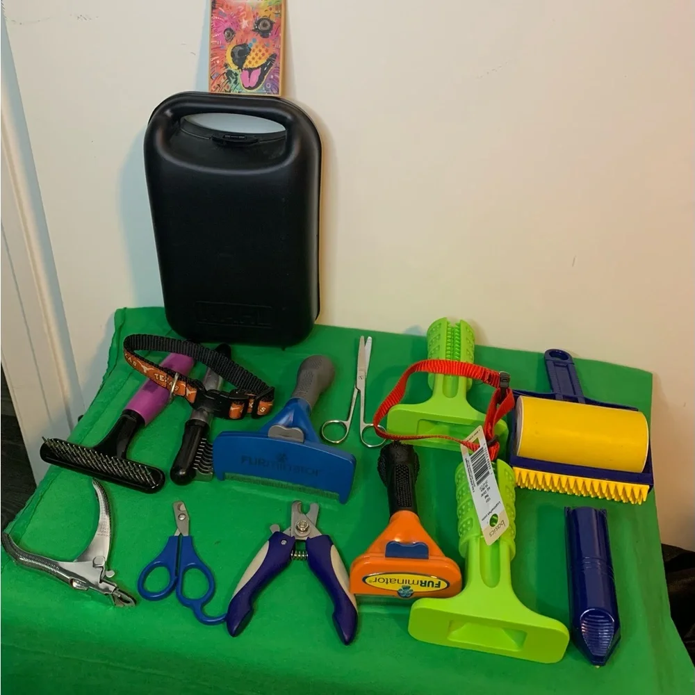 Pet Grooming Tool Set with Assorted Colors